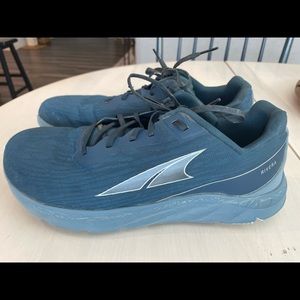 Altra Rivera Men’s Size 11
